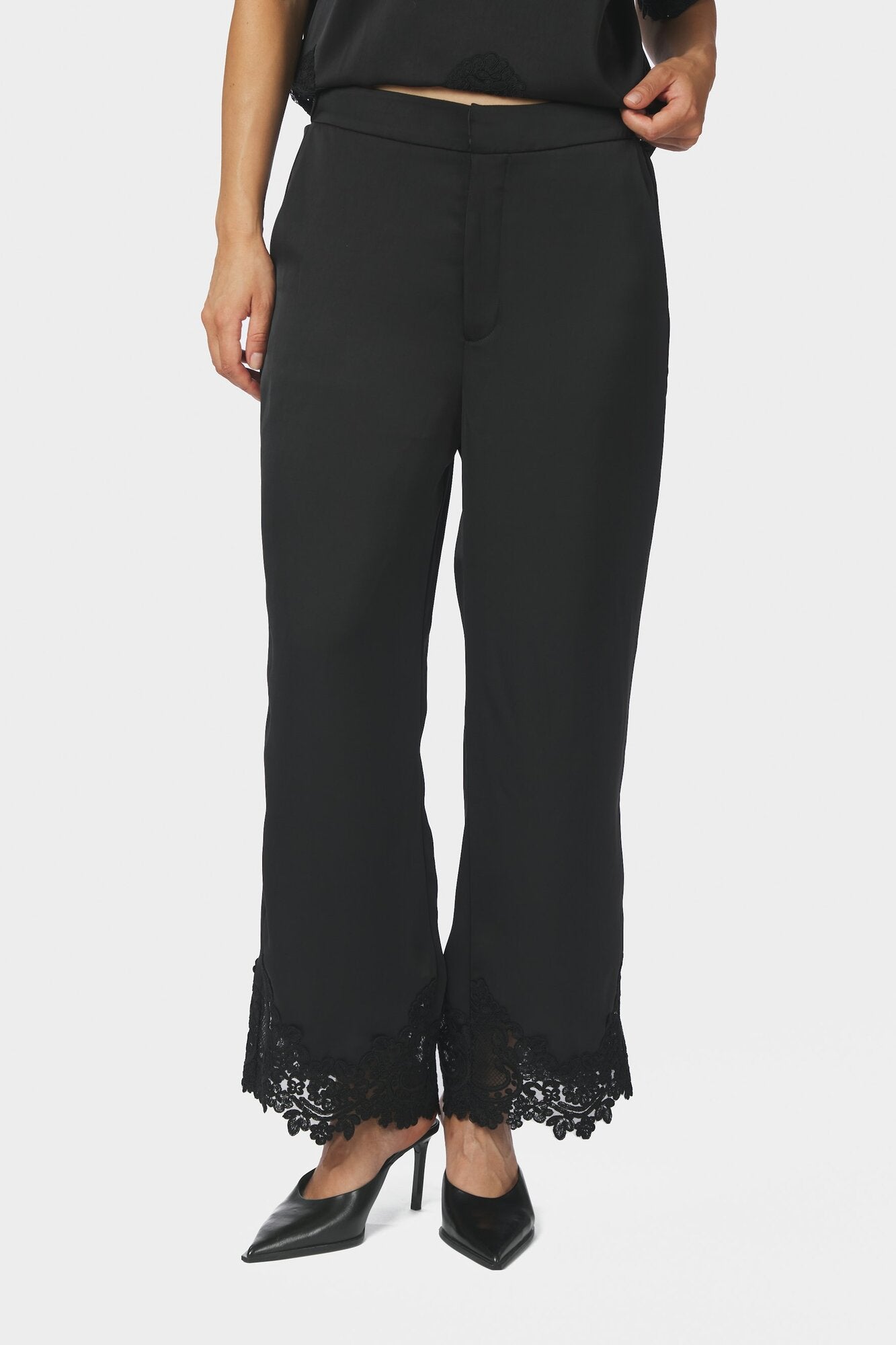 Emery Heavy Sateen Lace habitbukser – Black